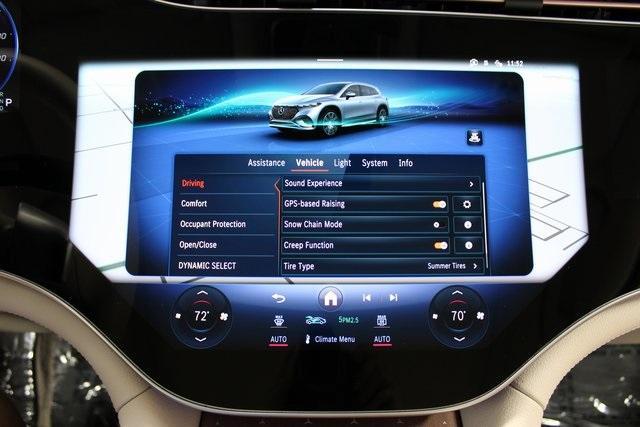 Photo of 2024 Emerald Green Metallic Mercedes-Benz EQS 450