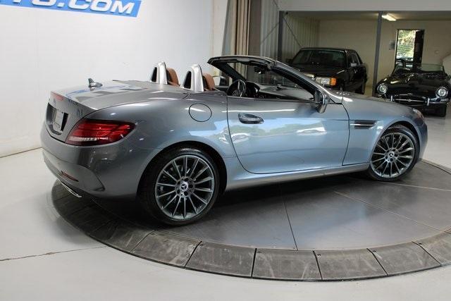 Photo of 2018 Selenite Gray Metallic Mercedes-Benz SLC 300