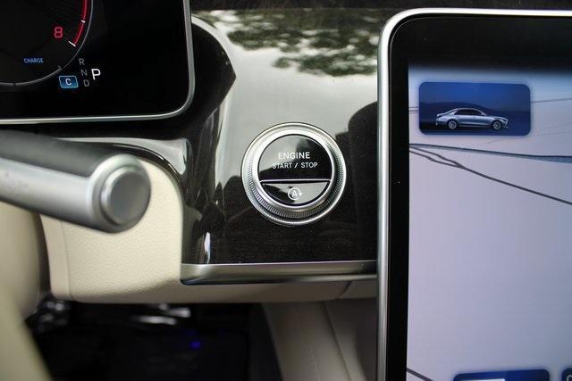 Photo of 2023 Nautical Blue Metallic Mercedes-Benz S-Class