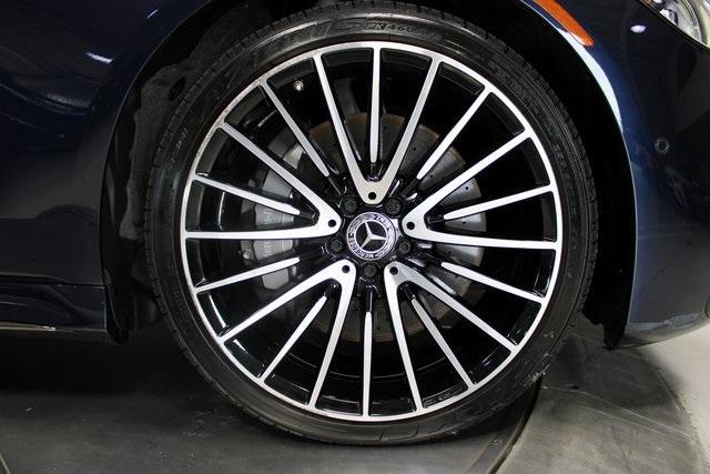 Photo of 2023 Nautical Blue Metallic Mercedes-Benz S-Class