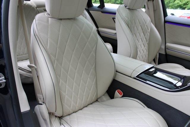Photo of 2023 Nautical Blue Metallic Mercedes-Benz S-Class