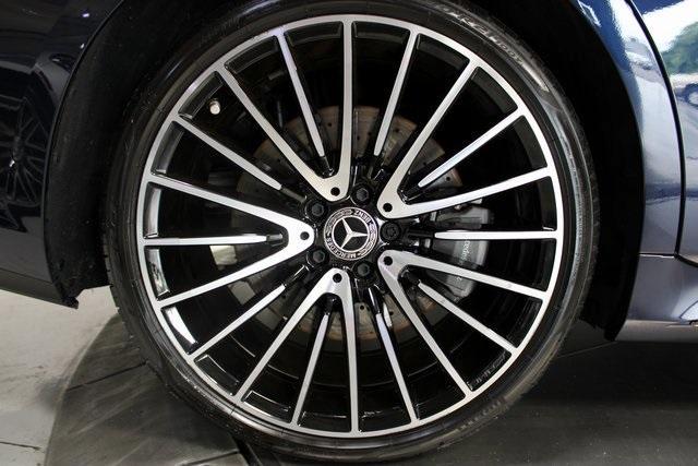 Photo of 2023 Nautical Blue Metallic Mercedes-Benz S-Class