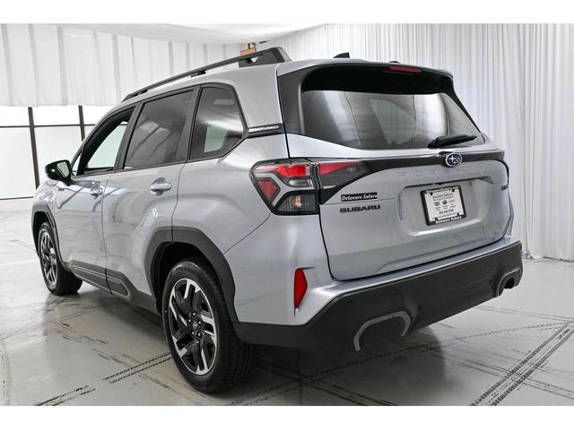 Photo of 2025 Ice Silver Metallic Subaru Forester Hybrid