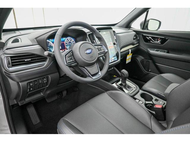 Photo of 2025 Ice Silver Metallic Subaru Forester Hybrid