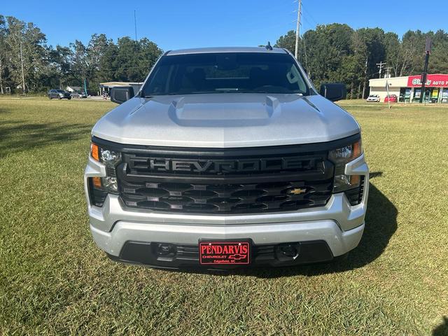 Photo of 2022 Silver Ice Metallic Chevrolet Silverado 1500