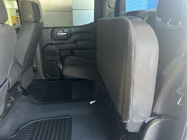 Photo of 2022 Silver Ice Metallic Chevrolet Silverado 1500