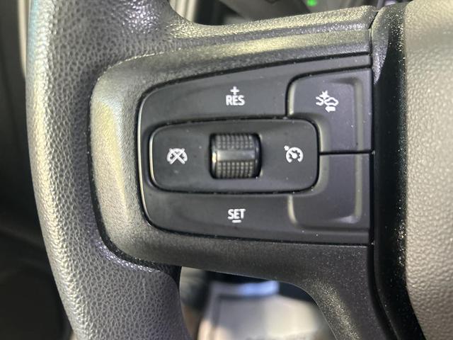 Photo of 2022 Silver Ice Metallic Chevrolet Silverado 1500