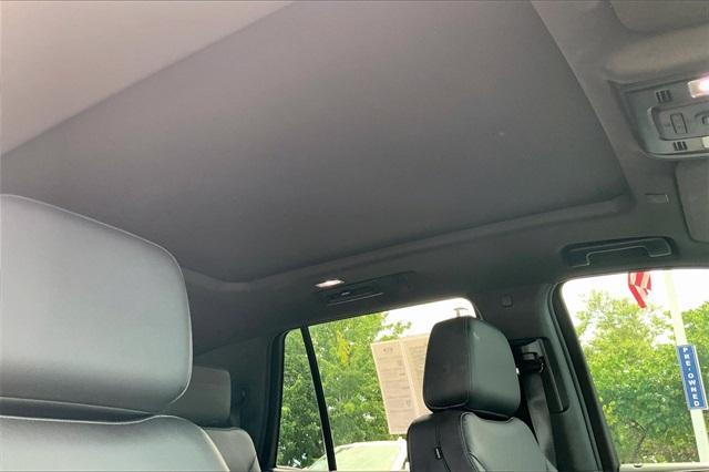 Photo of 2023 Summit White Chevrolet Tahoe