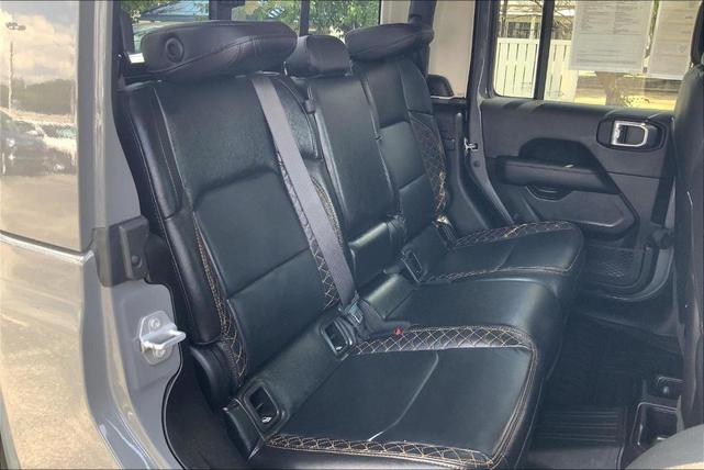 Photo of 2022 Sting Gray Clearcoat Jeep Gladiator