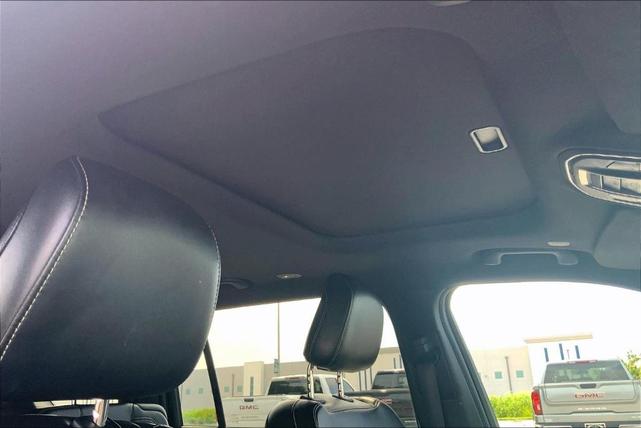Photo of 2021 Velvet Red Pearlcoat Jeep Grand Cherokee L