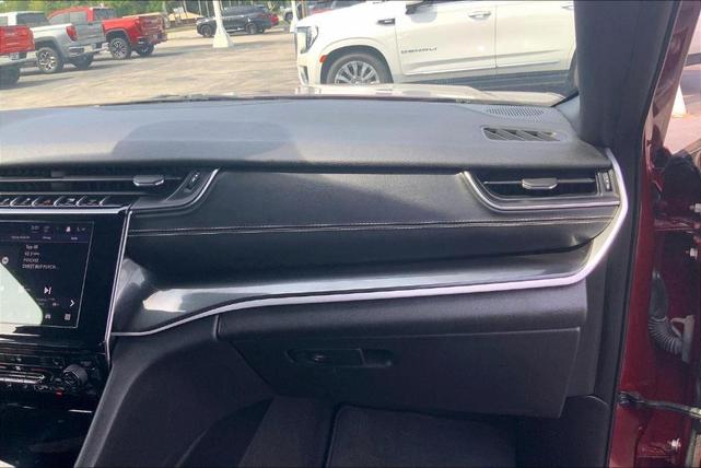 Photo of 2021 Velvet Red Pearlcoat Jeep Grand Cherokee L
