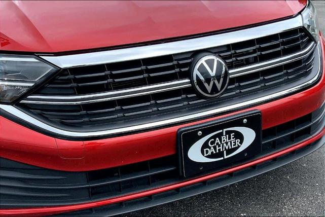 Photo of 2024 Kings Red Volkswagen Jetta