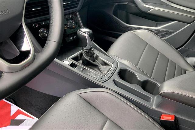Photo of 2024 Kings Red Volkswagen Jetta