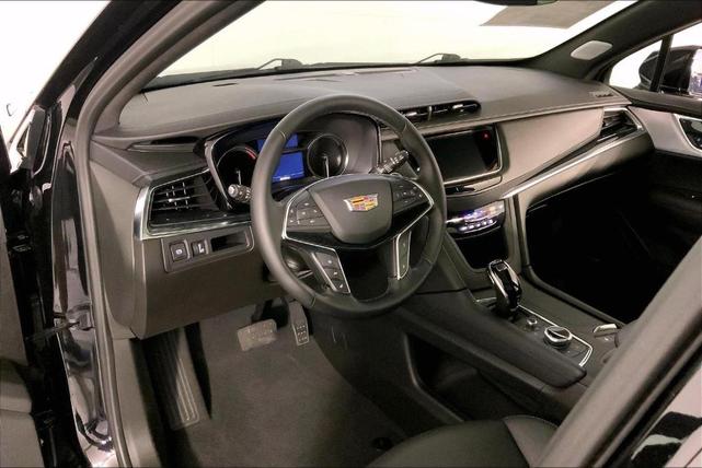 Photo of 2025 Stellar Black Metallic Cadillac XT5
