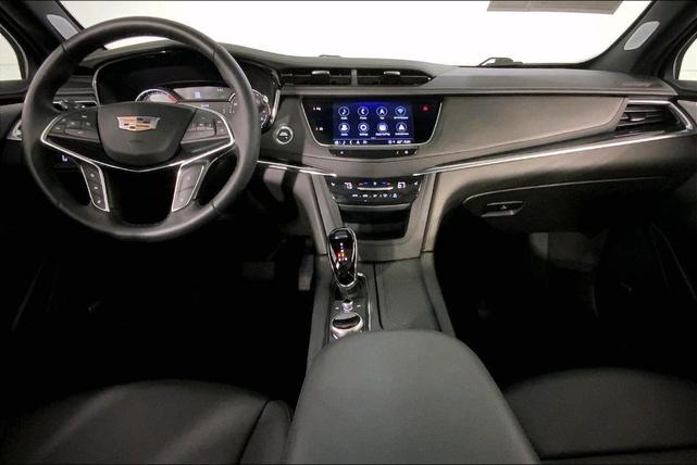 Photo of 2025 Stellar Black Metallic Cadillac XT5