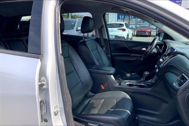 Photo of 2020 Silver Ice Metallic Chevrolet Equinox