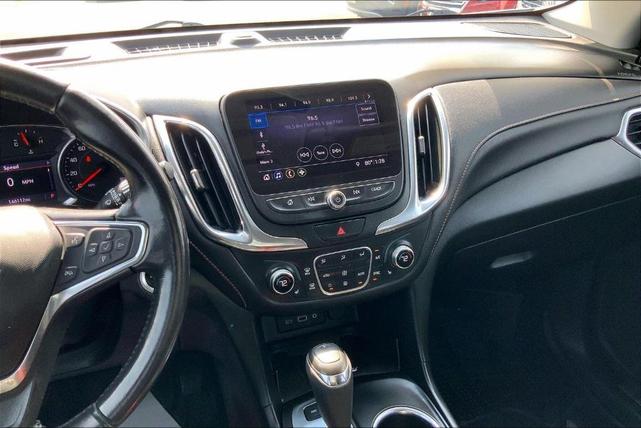 Photo of 2020 Silver Ice Metallic Chevrolet Equinox
