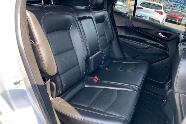 Photo of 2020 Silver Ice Metallic Chevrolet Equinox