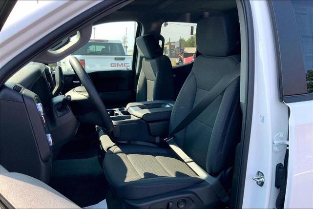 Photo of 2025 Summit White GMC Sierra 1500