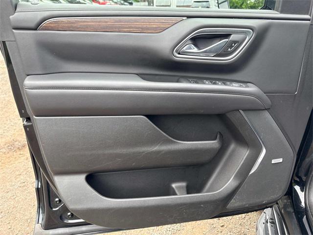 Photo of 2021 Black Chevrolet Tahoe
