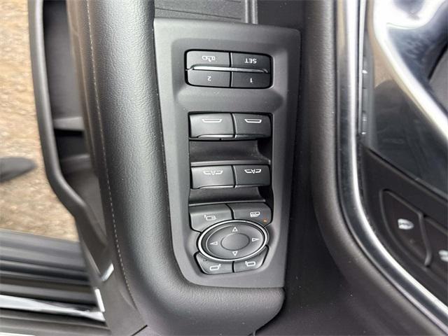 Photo of 2021 Black Chevrolet Tahoe