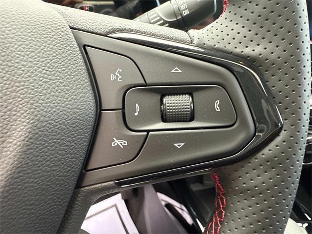 Photo of 2025 Summit White Chevrolet Trax