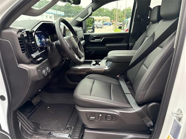 Photo of 2025 Summit White Chevrolet Silverado 2500