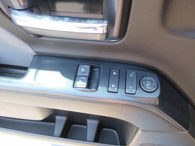 Photo of 2018 Deep Ocean Blue Metallic Chevrolet Silverado 1500