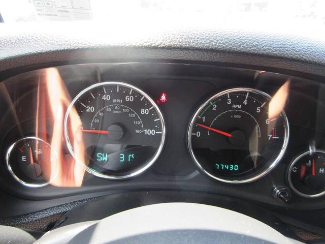 Photo of 2012 Bright White Clearcoat Jeep Wrangler Unlimited