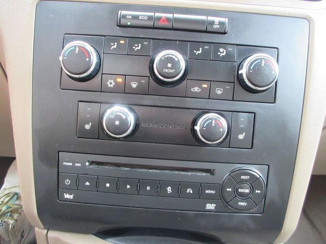 Photo of 2012 Nocturne Black Metallic Volkswagen Routan