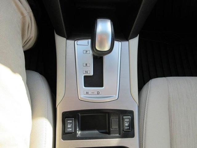 Photo of 2013 Cypress Green Pearl Subaru Outback