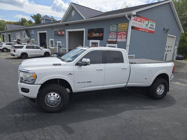 Photo of 2019 White RAM 3500