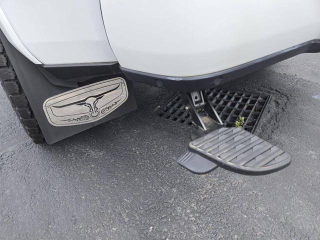 Photo of 2019 White RAM 3500