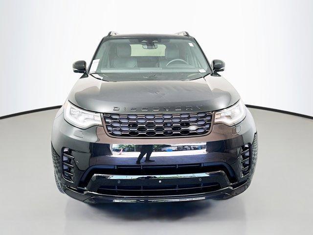 Photo of 2024 Santorini Black Land Rover Discovery
