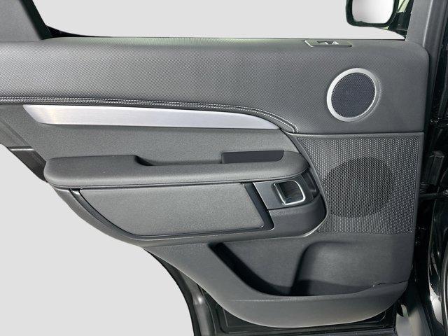 Photo of 2024 Santorini Black Land Rover Discovery