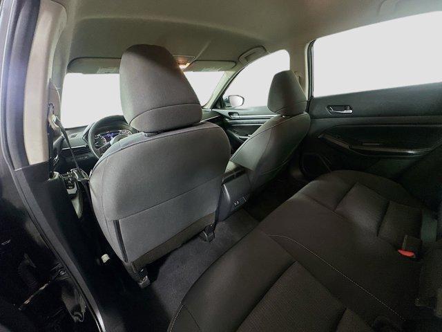 Photo of 2022 Black Nissan Altima