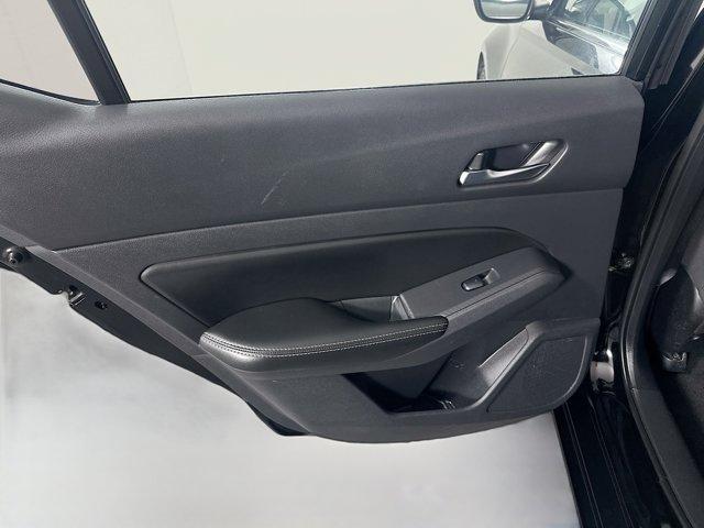 Photo of 2022 Black Nissan Altima