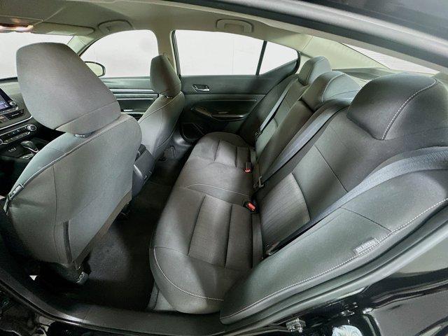 Photo of 2022 Black Nissan Altima