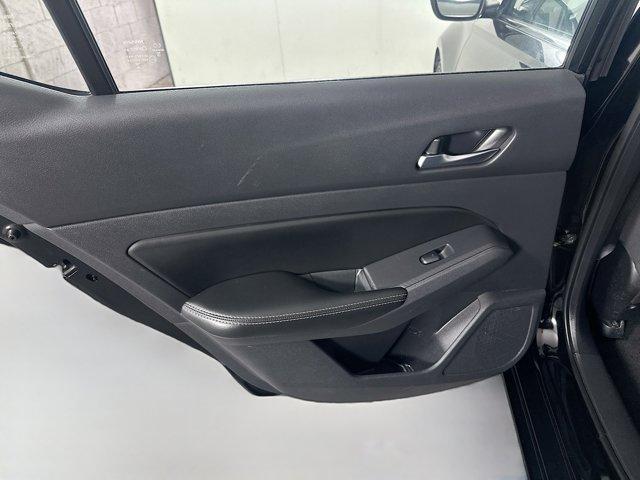 Photo of 2022 Black Nissan Altima