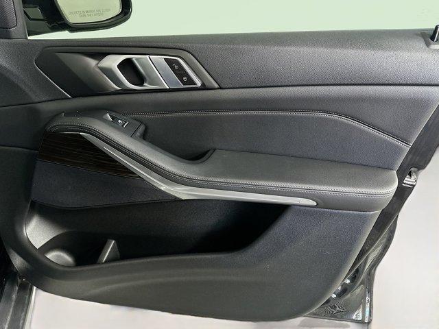Photo of 2019 Jet Black BMW X5