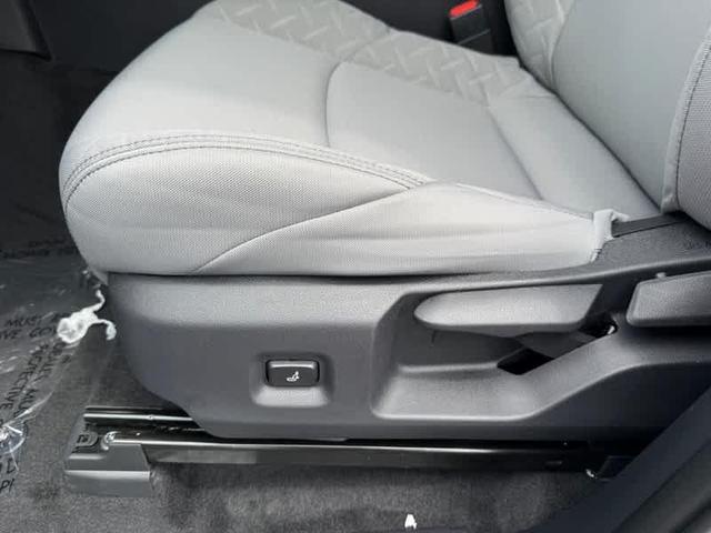 Photo of 2025 Ice Cap Toyota Tacoma