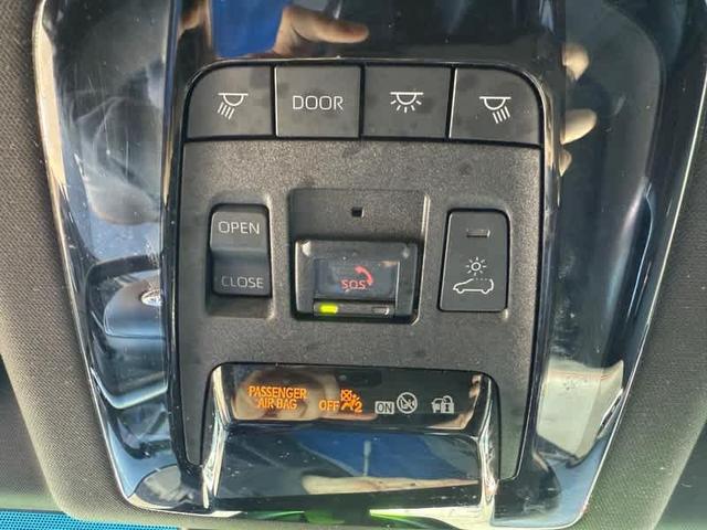Photo of 2021 Titanium Glow Toyota Venza