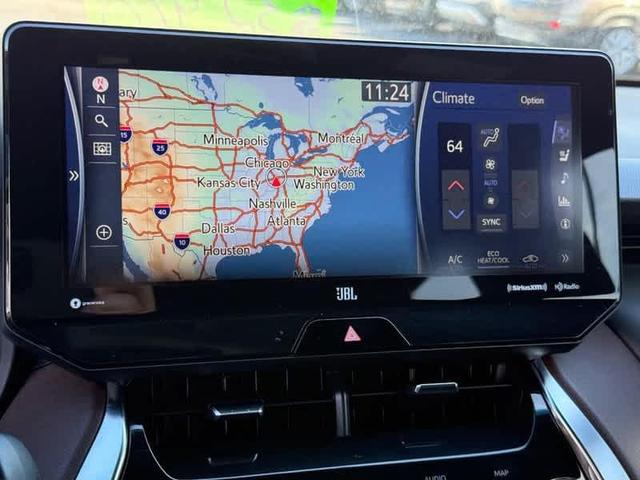 Photo of 2021 Titanium Glow Toyota Venza