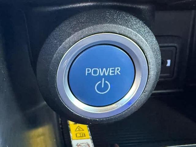 Photo of 2021 Titanium Glow Toyota Venza