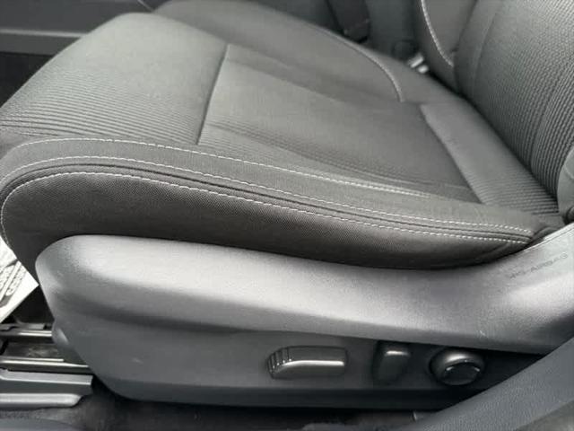 Photo of 2021 Crystal White Pearl Subaru Legacy