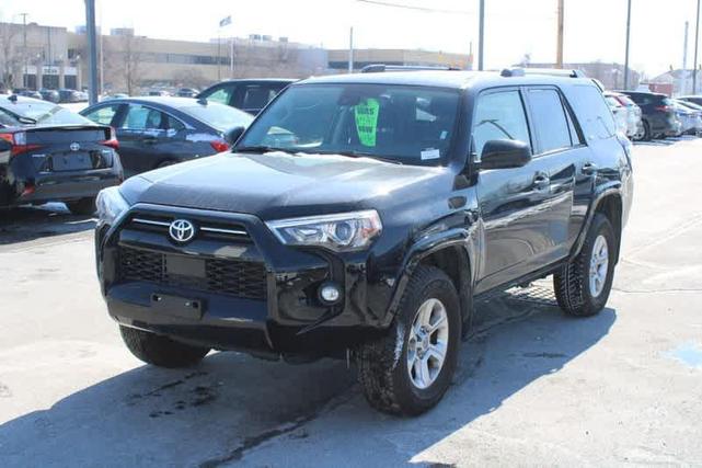Photo of 2024 Midnight Black Metallic Toyota 4Runner