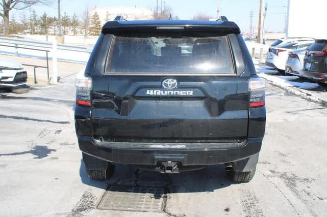 Photo of 2024 Midnight Black Metallic Toyota 4Runner