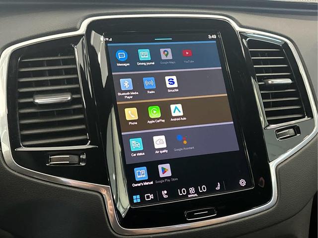 Photo of 2023 Crystal White Metallic Volvo XC90 Recharge Plug-In Hybrid