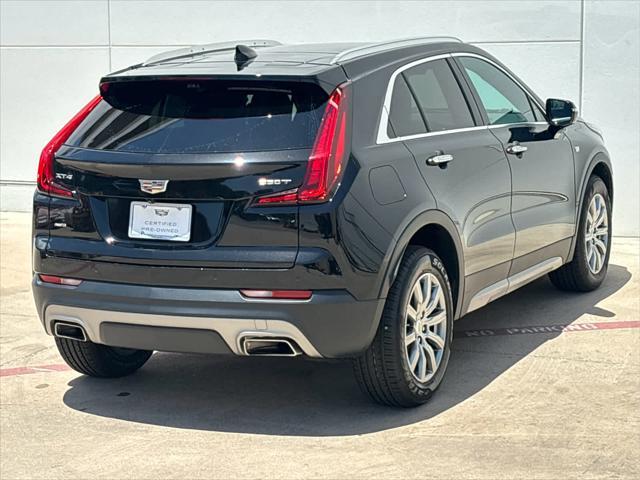 Photo of 2022 Stellar Black Metallic Cadillac XT4