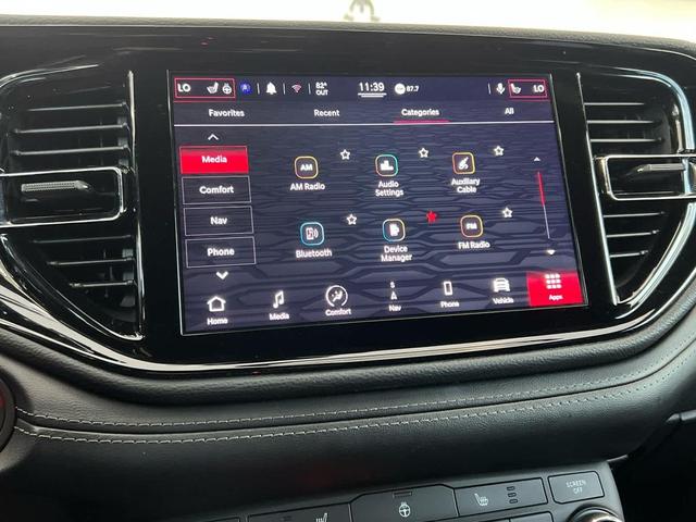 Photo of 2021 White Knuckle Clearcoat Dodge Durango